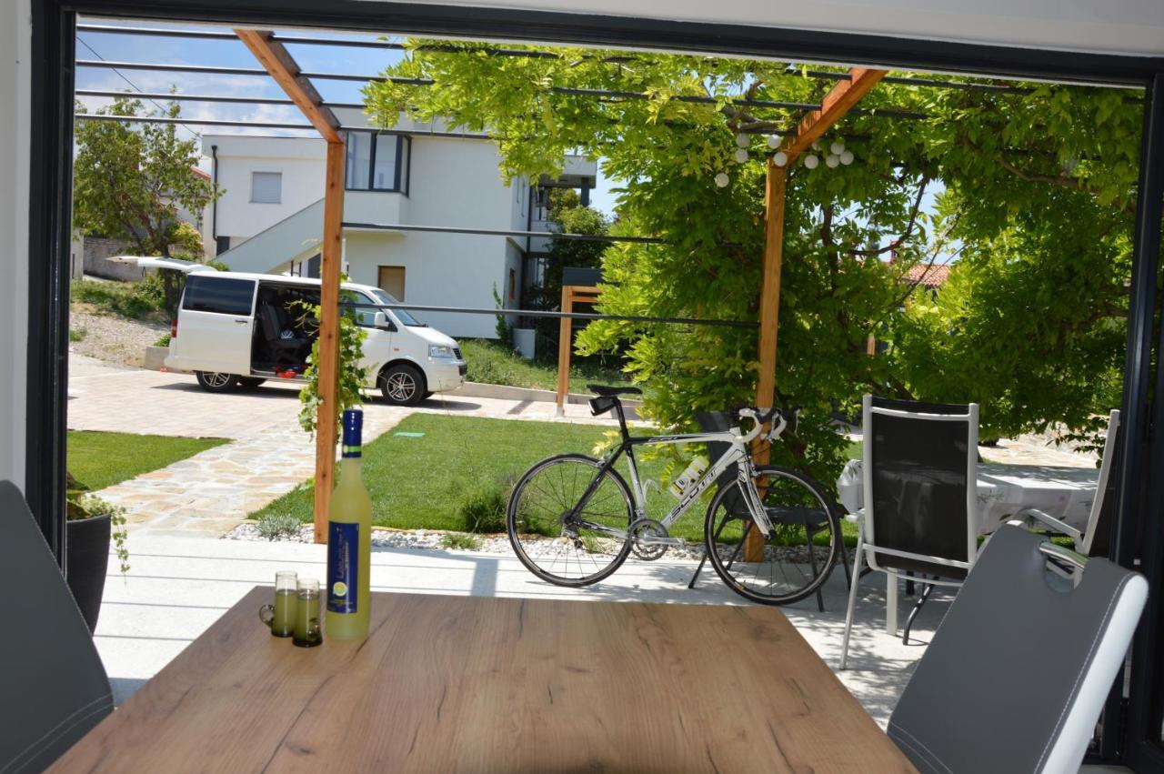 Casa Miranda - Family Comfort In A Quiet Area, Near The Sea, With Bbq And Free Parking スポージニ・スコーフィ エクステリア 写真