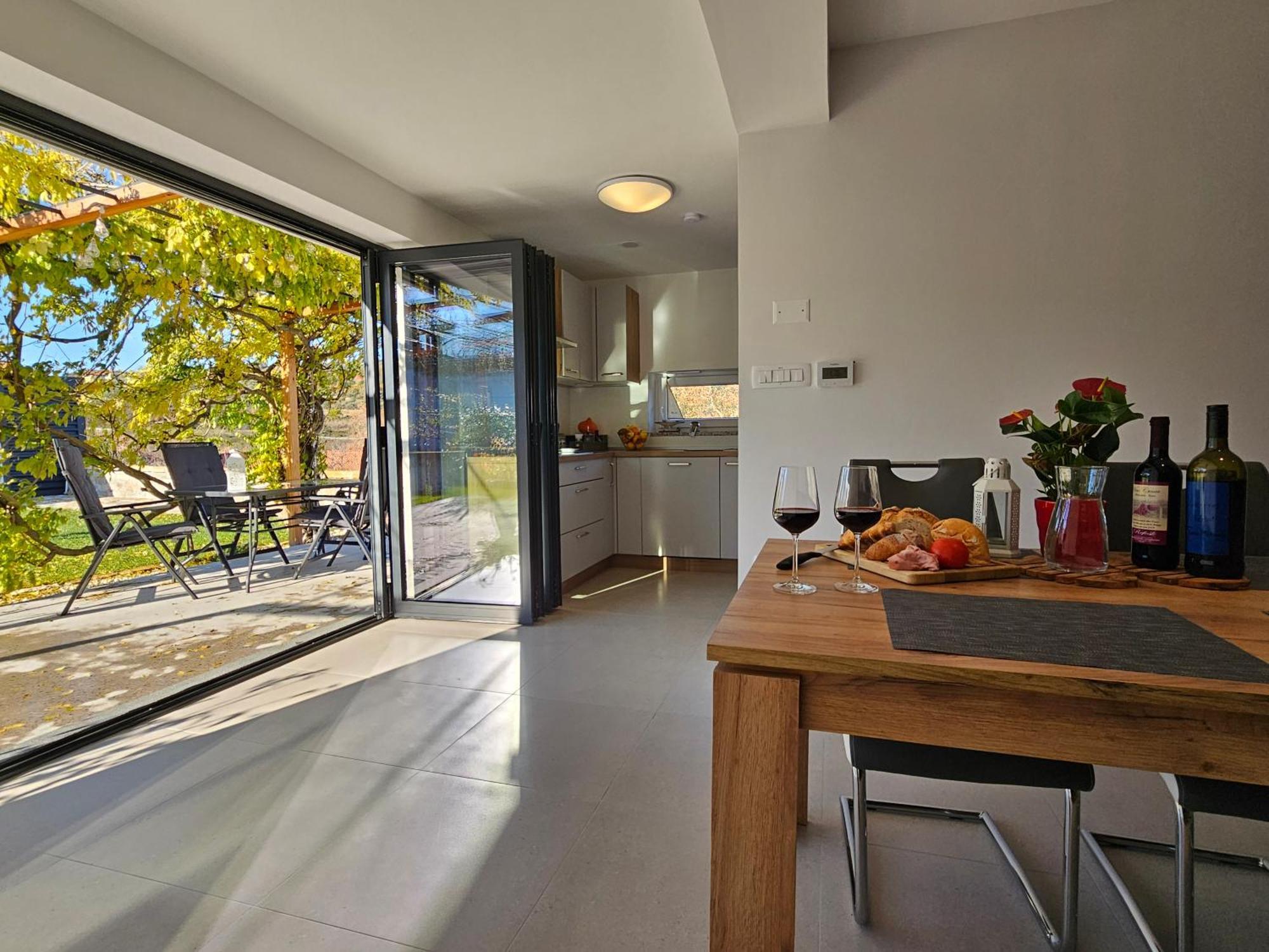 Casa Miranda - Family Comfort In A Quiet Area, Near The Sea, With Bbq And Free Parking スポージニ・スコーフィ エクステリア 写真