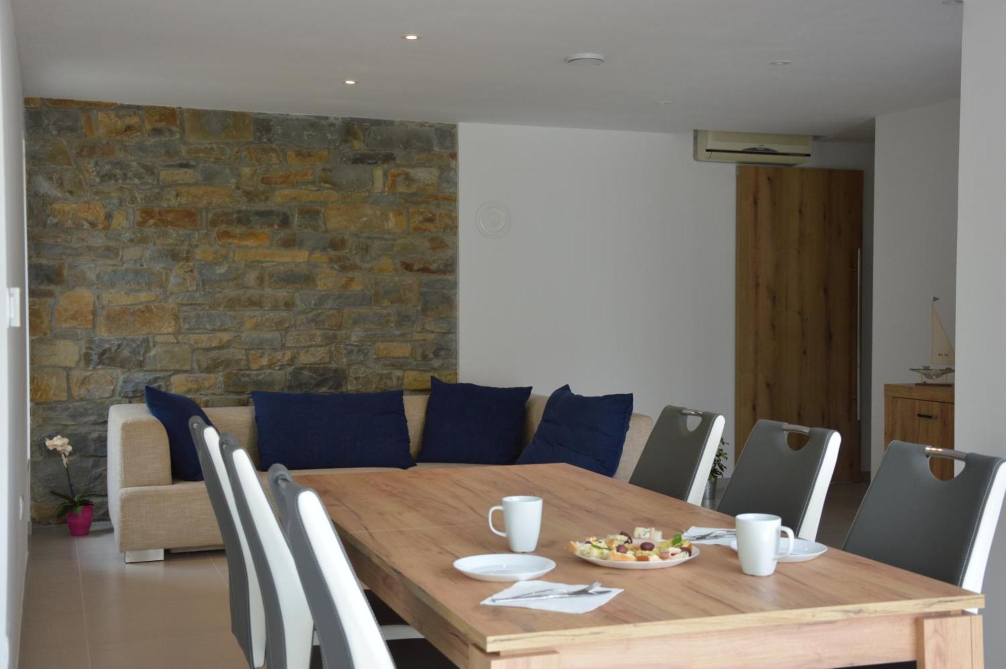 Casa Miranda - Family Comfort In A Quiet Area, Near The Sea, With Bbq And Free Parking スポージニ・スコーフィ エクステリア 写真